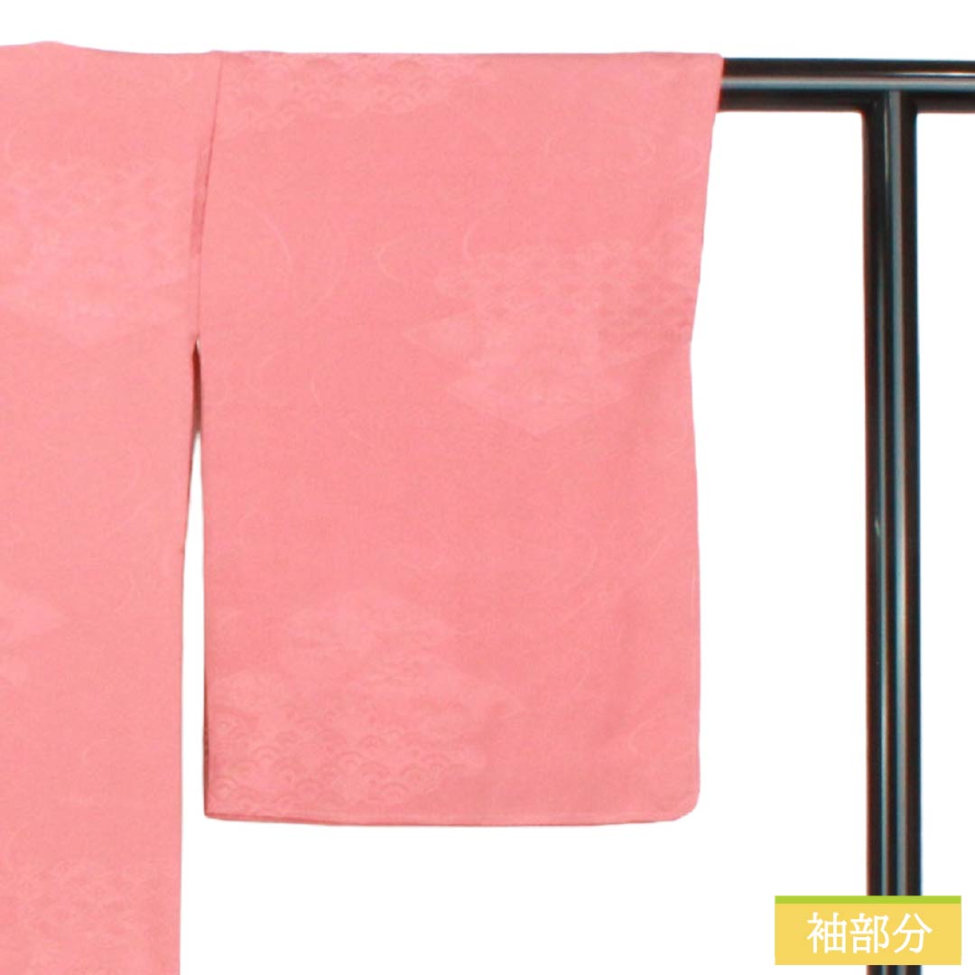 Plain color, Choshun color, auspicious pattern, Length 160cm, Sleeve length 63.5cm, Lined, Pure silk, S rank, Pink 1114000612413