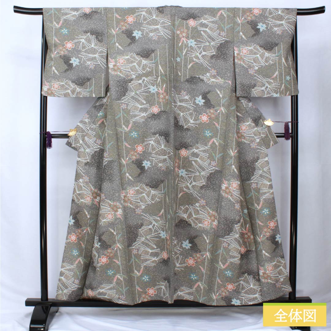 小紋 ポリエステル 身丈156cm 裄丈66cm 単衣 鉛色(なまりいろ) 古典柄 洗える着物 Sランク グレー系 1115005912322