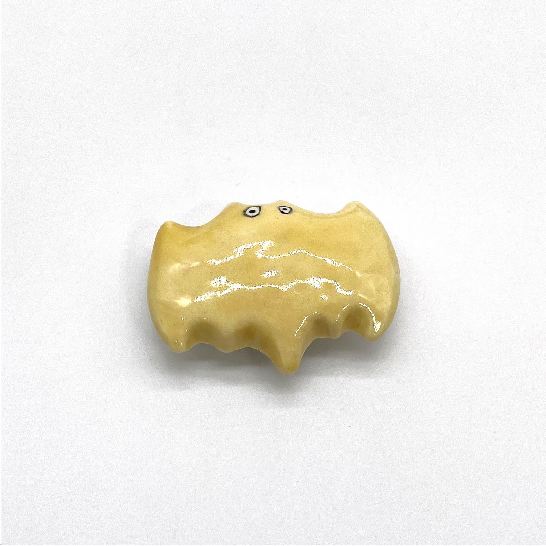 (新旧货) 腰带扣 陶瓷 休闲 Kuchinashiro (日本莎草色) 陶瓷 蝙蝠 动物 长约 3.5 厘米 宽约 4.5 厘米 S 级 奶油色 1137000542915