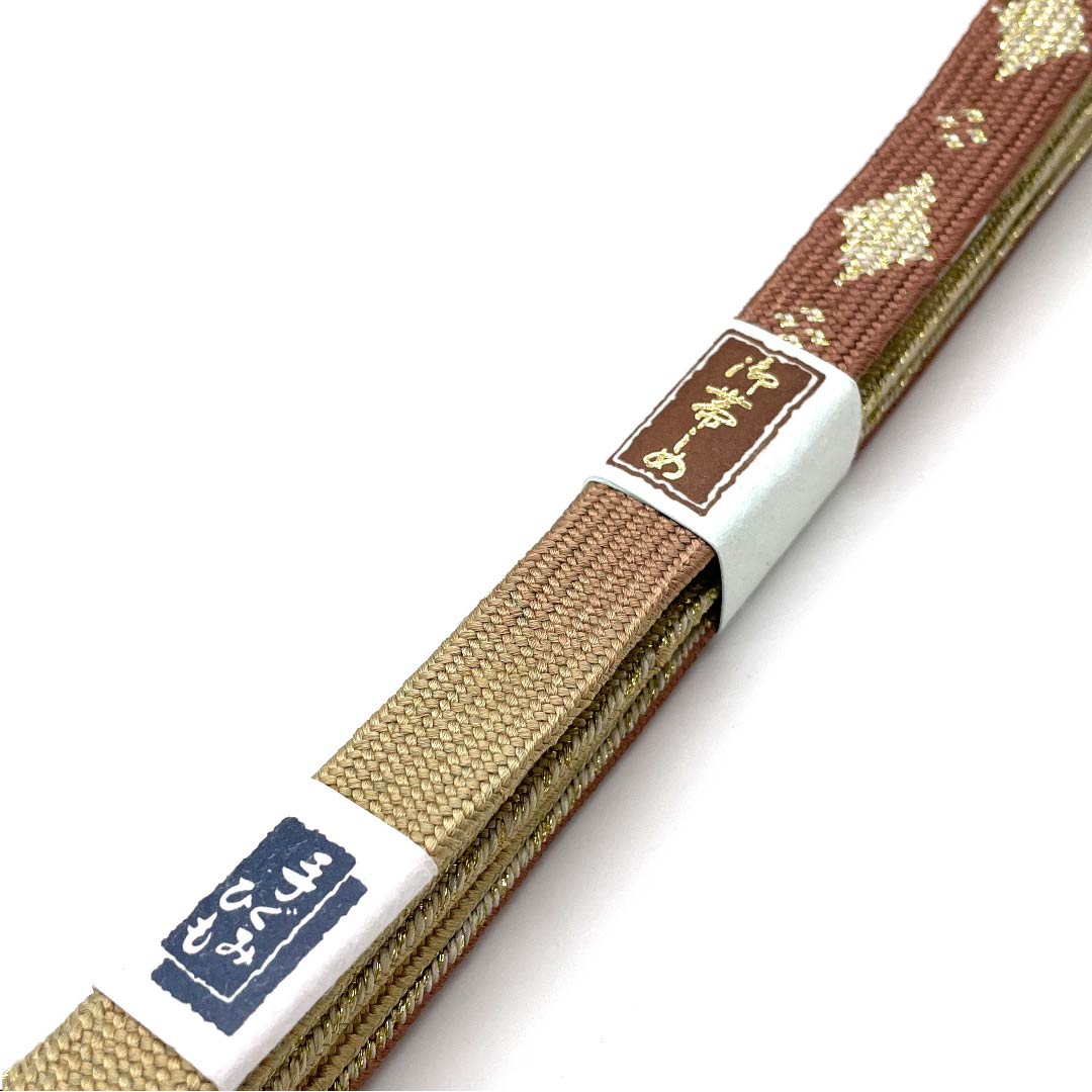 (New old stock) Silk obi-jime (sash fastener) - quarter string - Kare no Iro (dry field color) - Suzume Iro (sparrow color) - Metallic thread used - Diamond - Length approx. 156cm - Width approx. 1.5cm - Semi-formal - S rank - Yellow 1135002192323