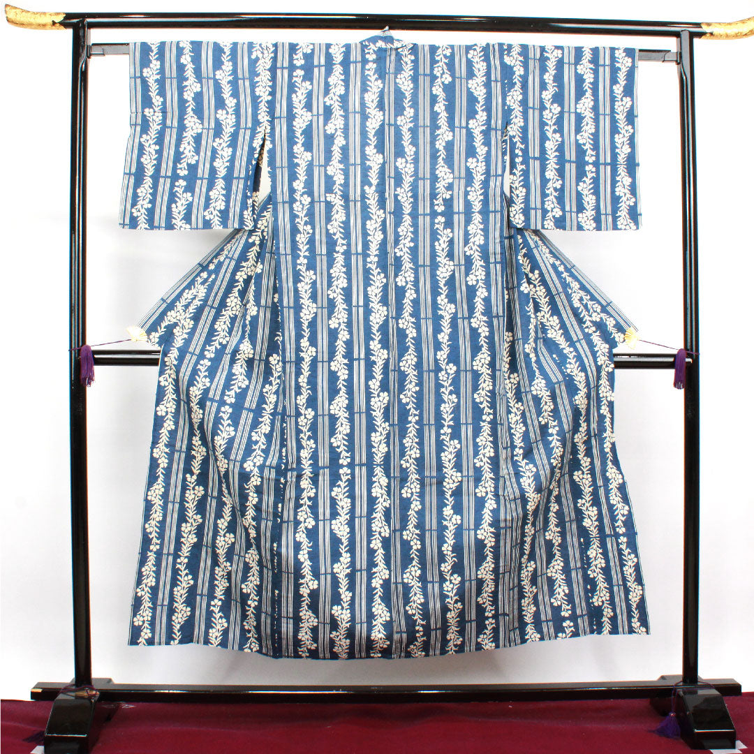 浴衣 裏色 撫子 木綿 Sランク 単衣 身丈153cm 裄丈61cm 紺系 1118003282218