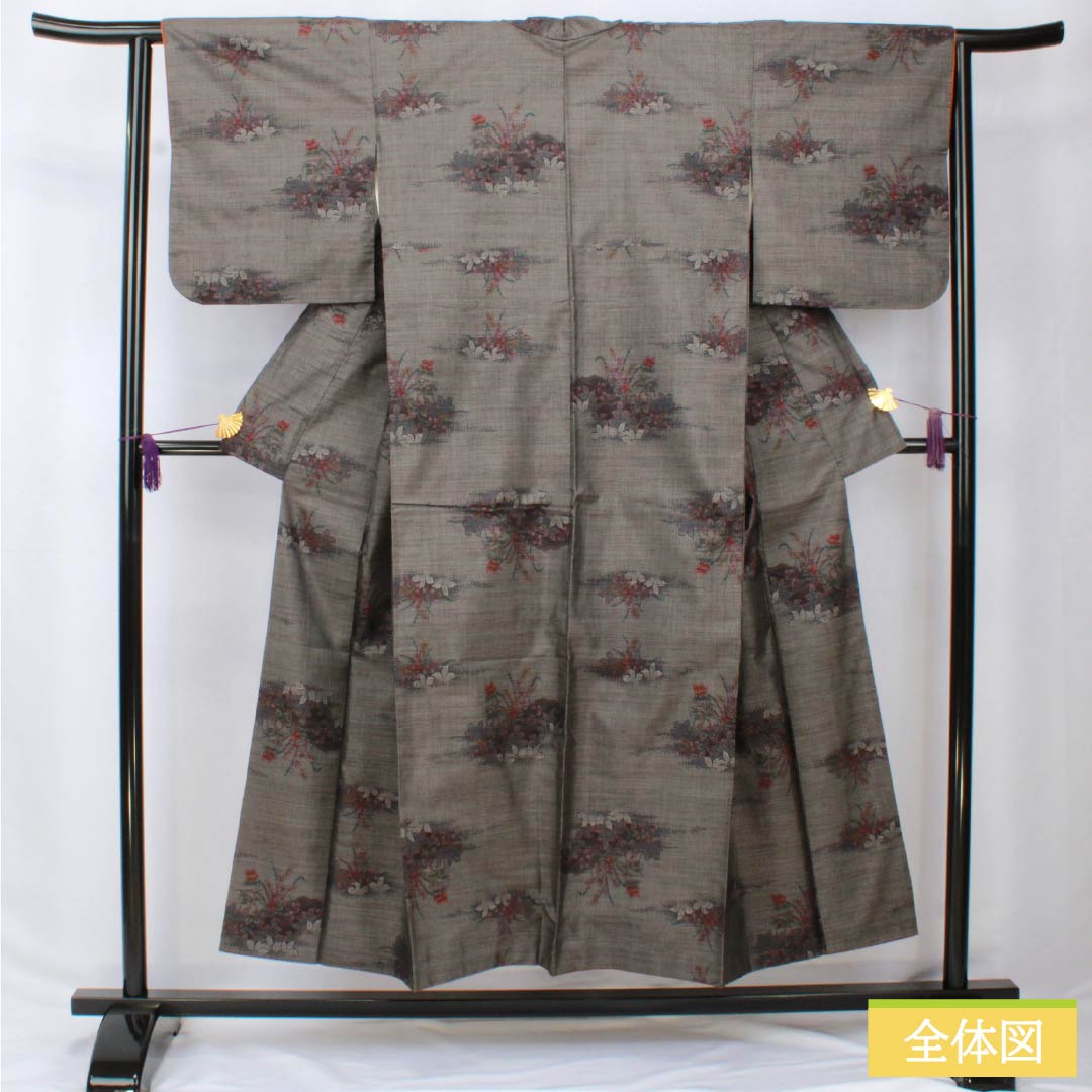 紬 正絹 Bランク 身丈151.5cm 裄丈62.5cm 黒鼠色(くろねずいろ) 本場大島紬 片ス式 7マルキ 袷 黒系 1116004094210