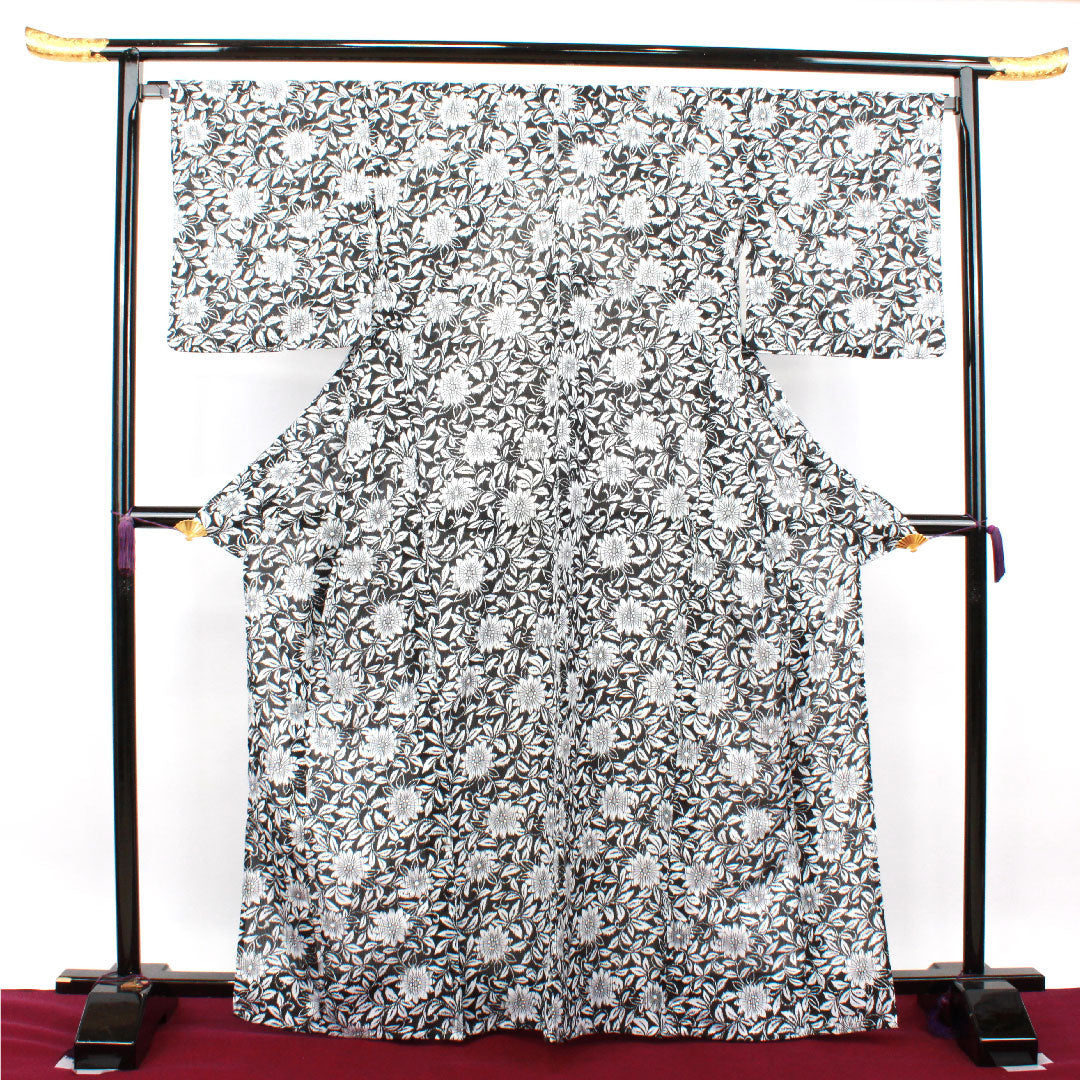 夏物 ポリエステル 小紋 身丈167cm 裄丈68cm 竪絽(たてろ) ガーベラ 洗える着物 絽 Sランク 黒系 1132001762510