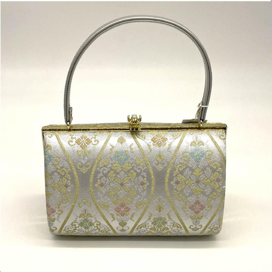 和装バック フォーマル 銀色(ぎんいろ) 留袖用 立涌 古典柄 ベージュ系 Sランク 113900016225