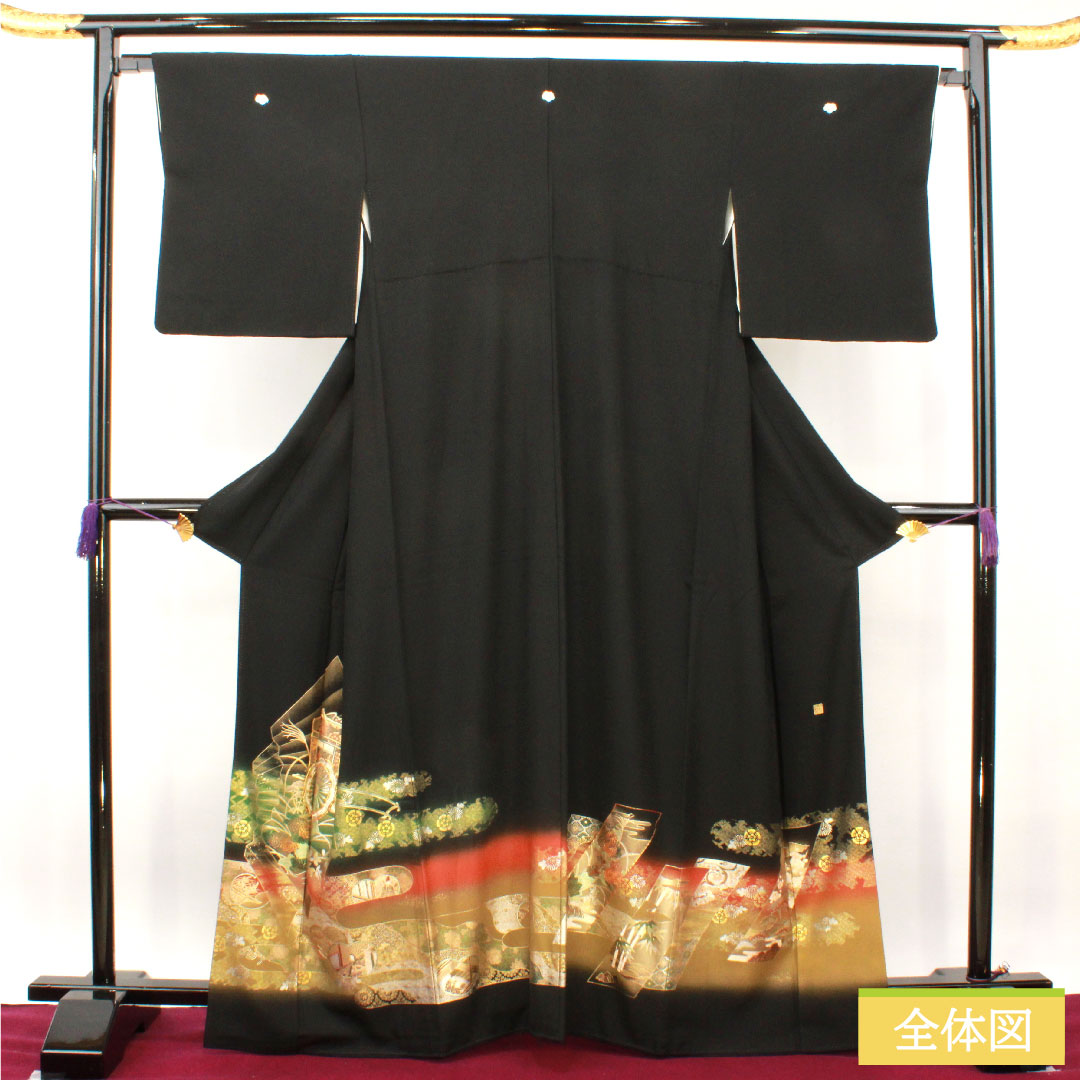 Black formal kimono, pure silk, length 164cm, sleeve length 65cm, lined, gold leaf finish, auspicious motif, artist's work, five crests, ivy, A rank, five crests, black, 1111001263410