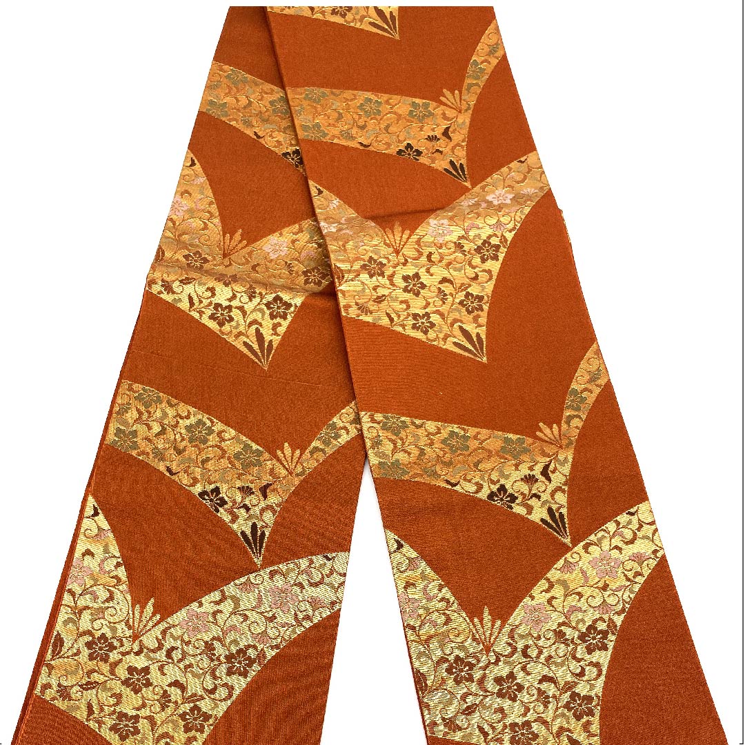 (未仕立)半幅帯 ポリエステル 銀朱色(ぎんしゅいろ) 花唐草 古典柄 植物模様 帯丈356cm 茶系 Sランク 1125001102314