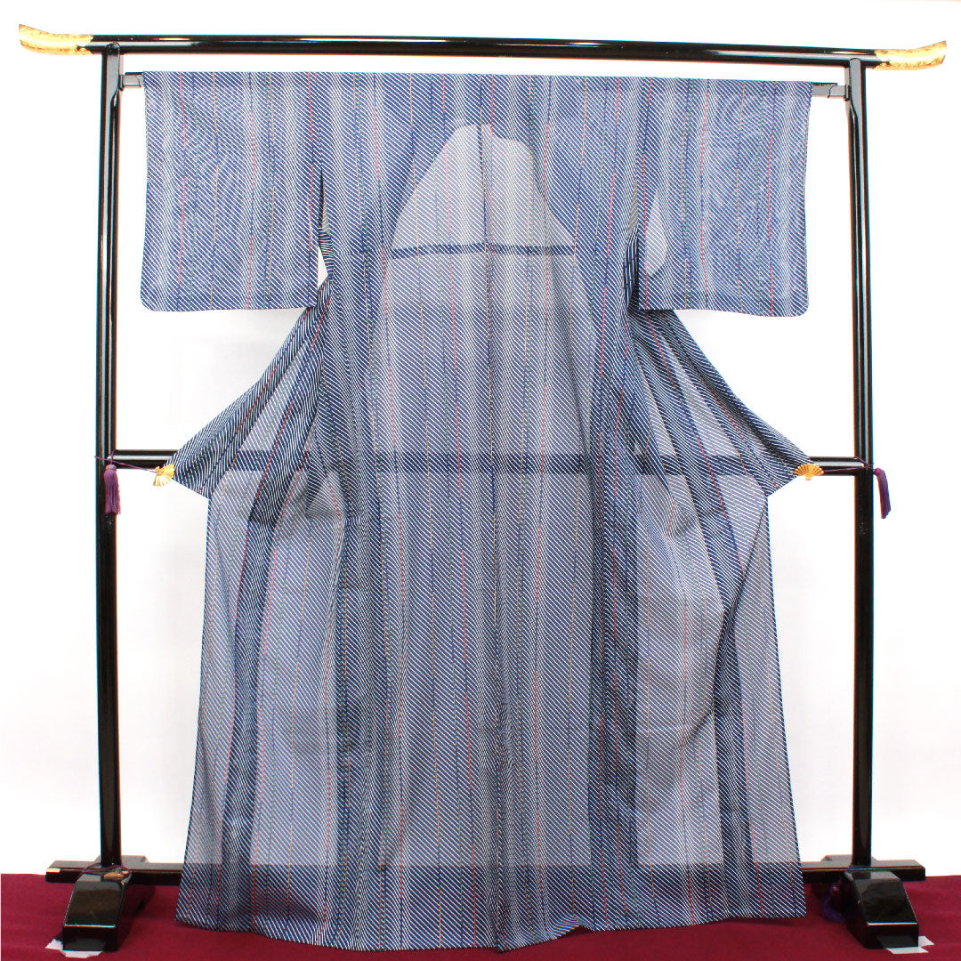 夏物 ポリエステル 小紋 身丈170.5cm 裄丈65cm 紺桔梗色(こんききょういろ) 幾何学模様 洗える着物 しつけ糸付き 絽 Sランク 紺系 1132001552618