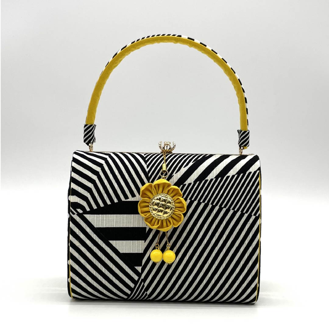 和装バッグ カジュアル 黒色(くろいろ) モノトーン ストライプ 幾何学模様 黒系 NEWランク 113900063110