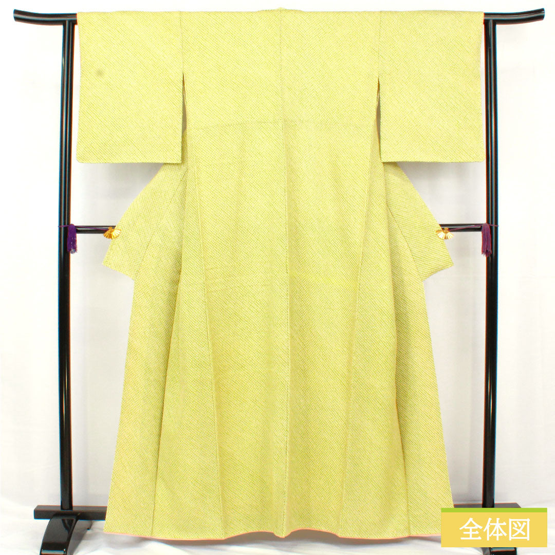 小紋 正絹 身丈162cm 裄丈62.5cm 袷 若菜色(わかないろ) 総絞り 疋田絞 Sランク 緑系 1115004682419