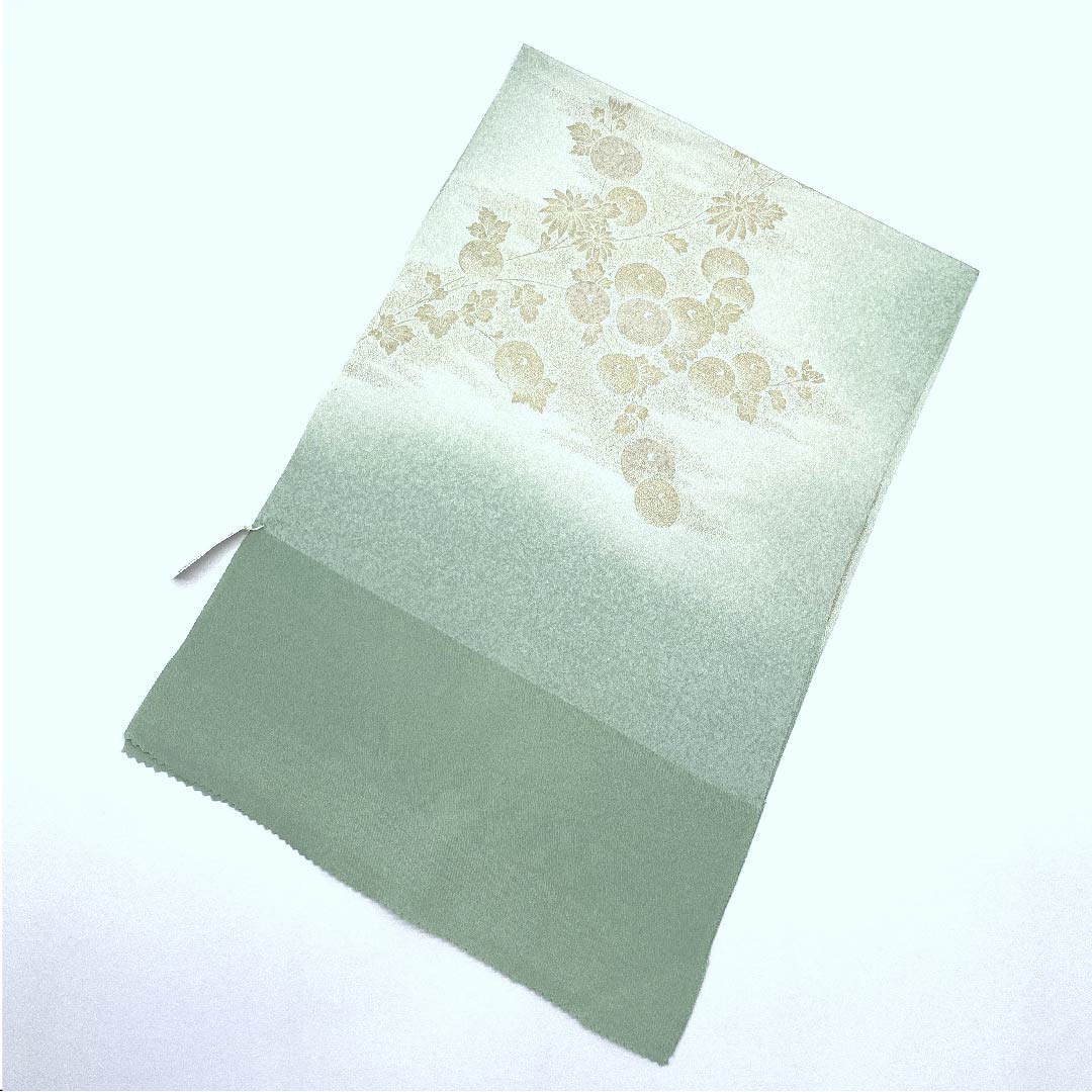 (新古品) 帯揚げ 正絹 フォーマル 龍泉青瓷釉色(ロンチュエンチンツーユースーいろ) 饅頭菊 雲取り 金銀糸 長さ約178cm 幅約30.5cm Sランク 緑系 1136000122919