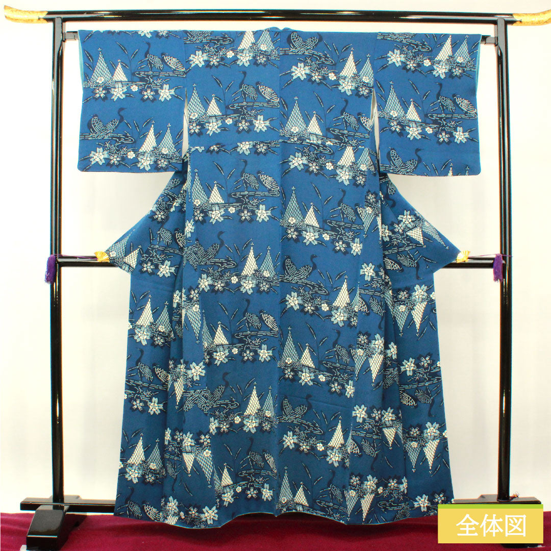 小紋 正絹 身丈158.5cm 裄丈65cm 袷 紺桔梗色(こんききょういろ) 京紅型 白鳥 桜 流水 Sランク 紺系 1115004182318