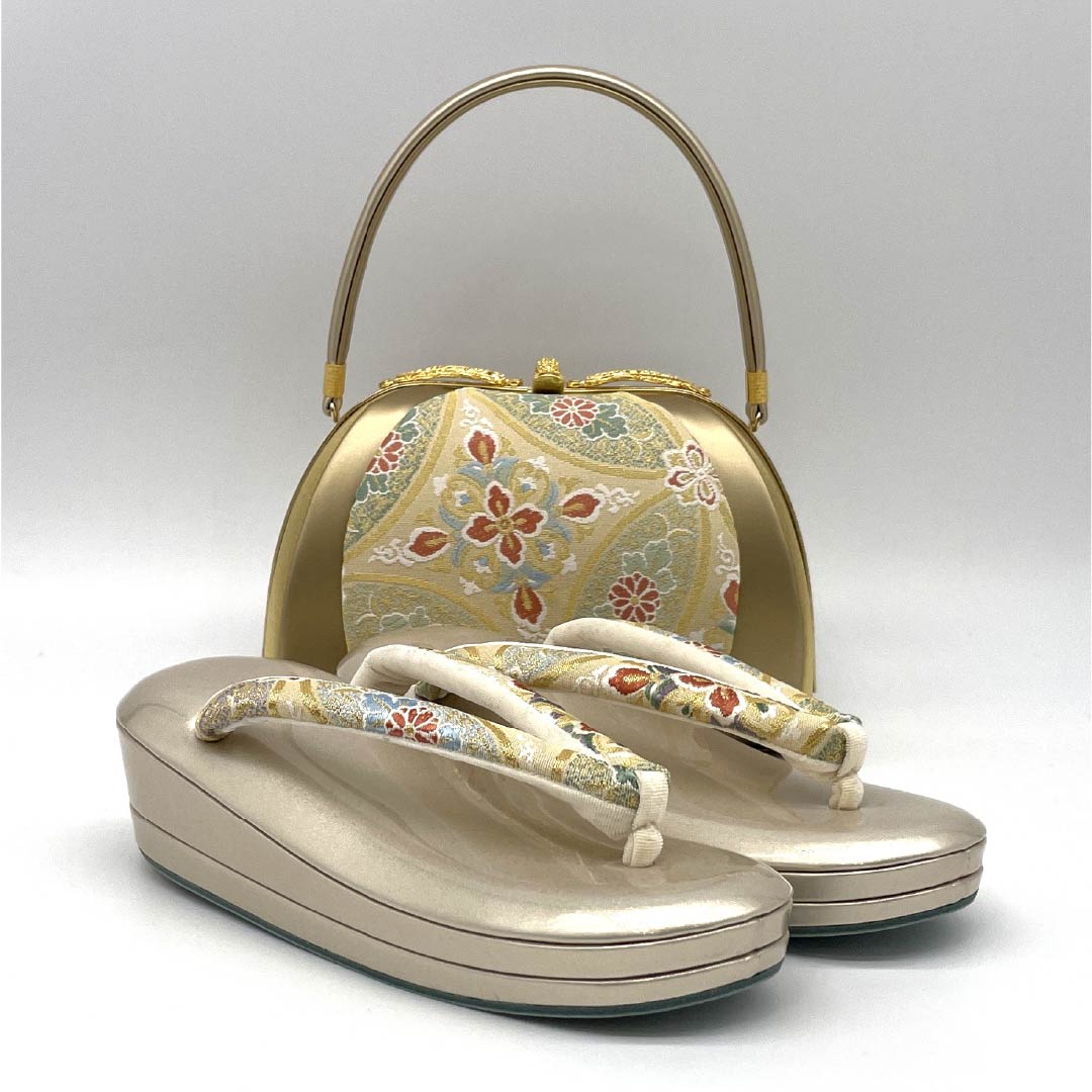 (新古品)草履バッグセット フォーマル NEWランク 七宝 帯地 低反発草履 Laソール Lサイズ 金系 1133000481421
