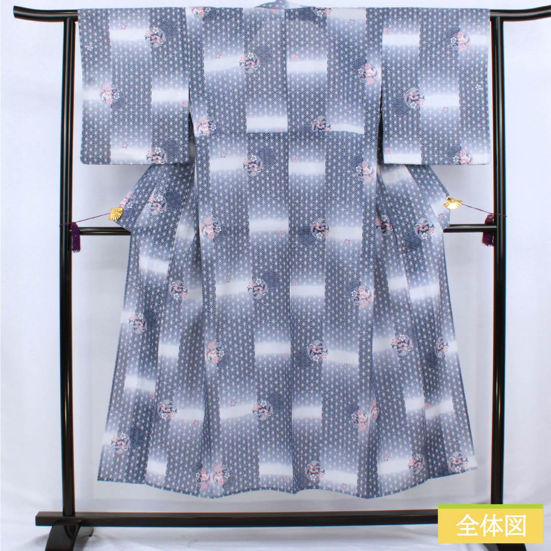 夏物 ポリエステル 小紋 身丈149cm 裄丈62cm 鉄蒲萄色(てつぶどういろ) 麻の葉 古典柄 洗える着物 絽 Aランク 紺系 1132002633118