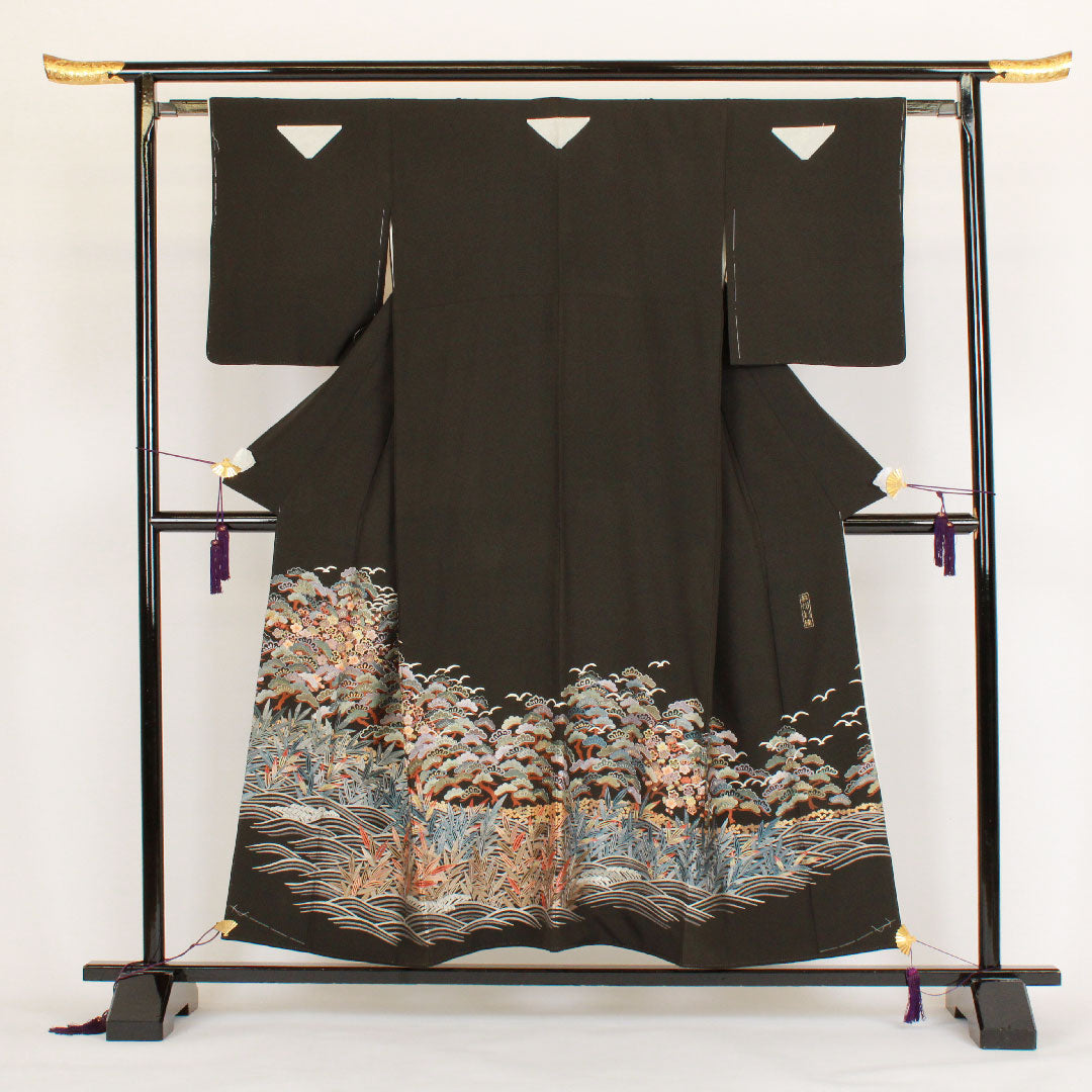 黒留袖 身丈155cm 裄丈63cm 袷 蘇州刺繡 正絹 Aランク 五つ紋 黒系 1111000103310