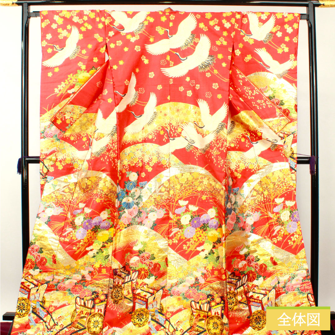 Colored uchikake, pure silk, length 188.5cm, sleeve length 67cm, crimson, Imperial carriage, auspicious motif, S rank, lined, red, 1110000792912