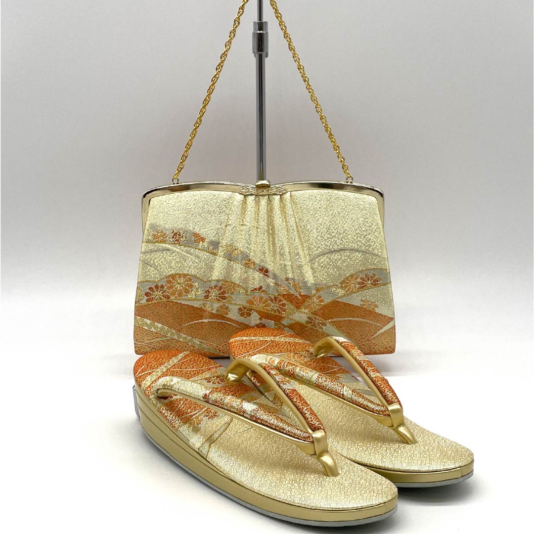 Recycled Kimono] (Like New) Formal Zori and Bag Set, Grade A, 2  display picture 1