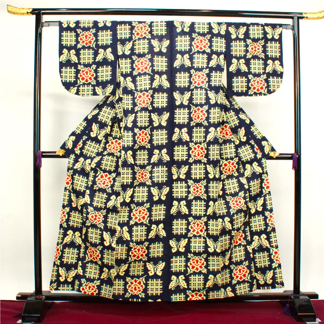 浴衣 濃紺色 蝶 格子 木綿 Sランク 単衣 身丈160cm 裄丈64.5cm 紺系 1118002552418