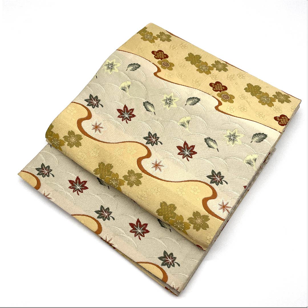 名古屋帯 京袋帯 生成り色 横段 芝草 桜 梅 紅葉 帯丈378cm ポリ Aランク 六通 セミフォーマル クリーム系 1124003483315 開き仕立て