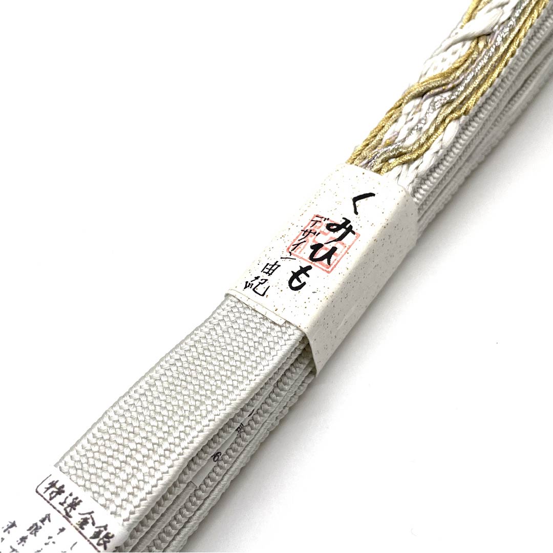 (新古品) 帯締め 正絹 四分紐 銀白色色(ぎんはくしょくいろ) デザイン由紀 特選金銀糸 金属糸使用 長さ約165cm 幅約1.5cm セミフォーマル Sランク 白系 1135001122911