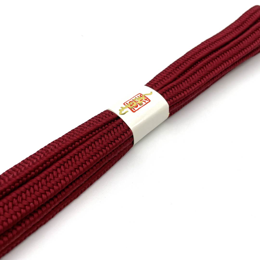 (New old stock) Obijime (belt sash) Pure silk Raw crimson (shoenjiiro) Crown set New old stock Length approx. 167cm Width approx. 1cm Semi-formal NEW rank Red 1135003721312