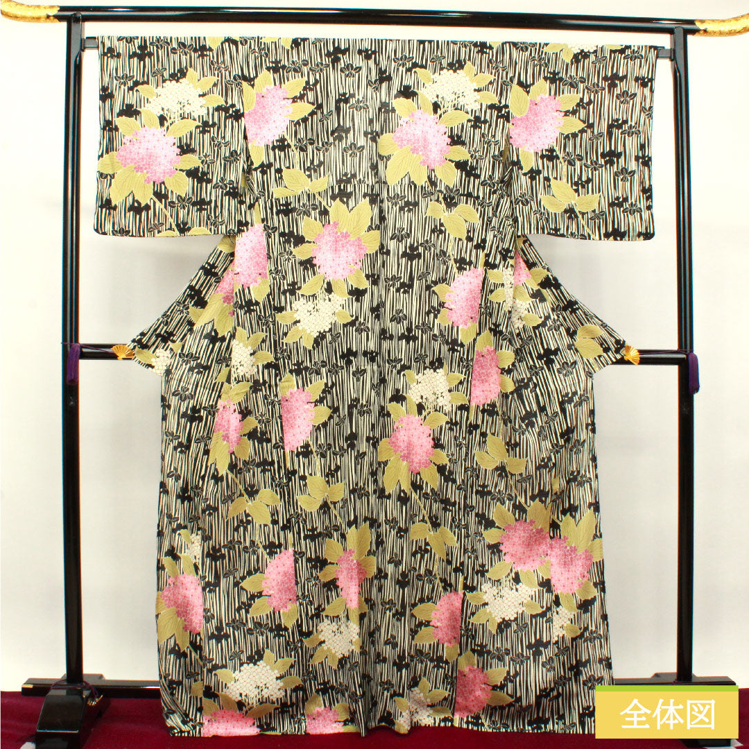 夏物 ポリエステル 小紋 身丈169.5cm 裄丈70cm 紫陽花 洗える着物 しつけ糸付き 未使用品 絽 Sランク 黒系 1132001852510