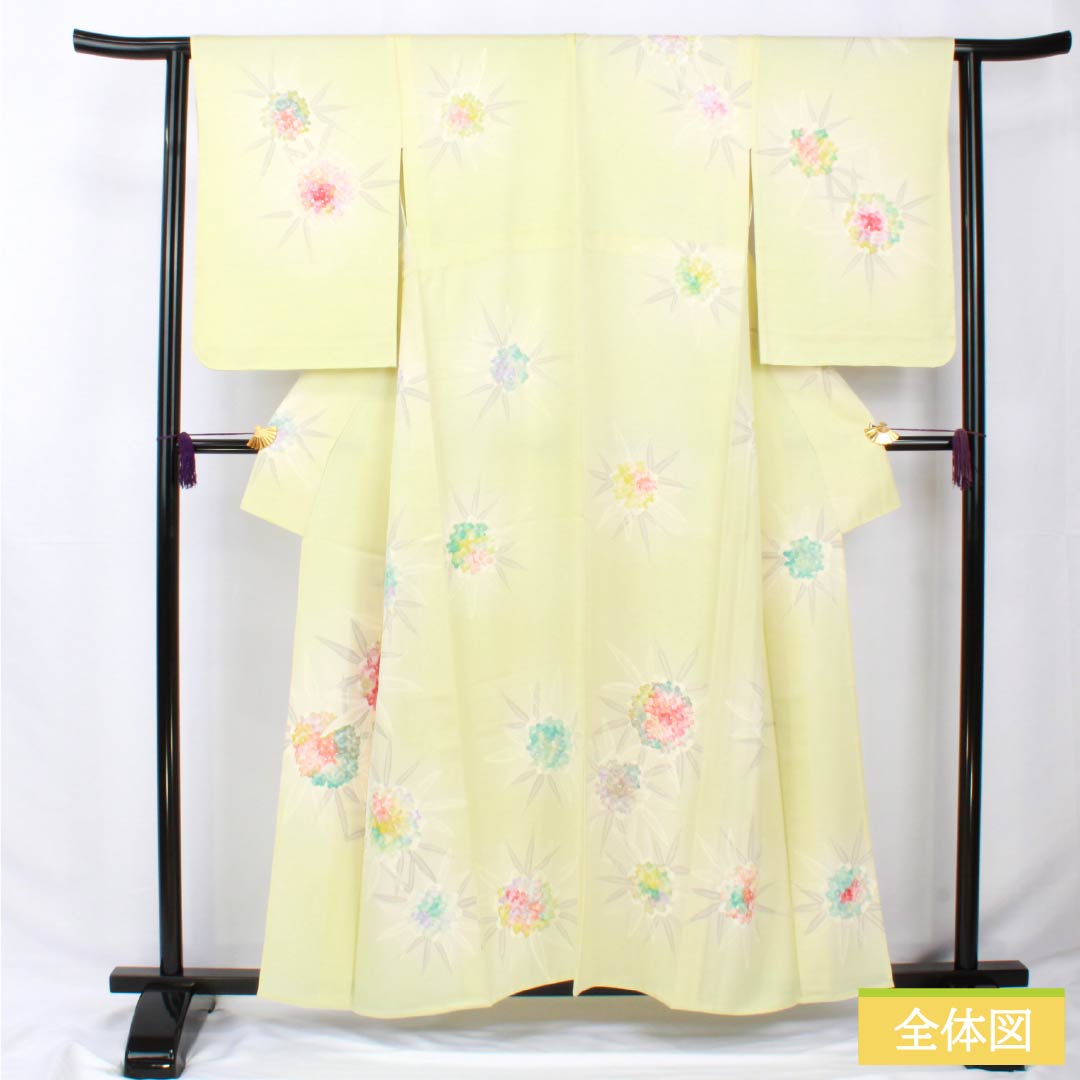 小紋 正絹 身丈158cm 裄丈63.5cm 単衣 硫黄色(いおういろ) ろうけつ染め 沈丁花 Sランク 黄系 1115005702323