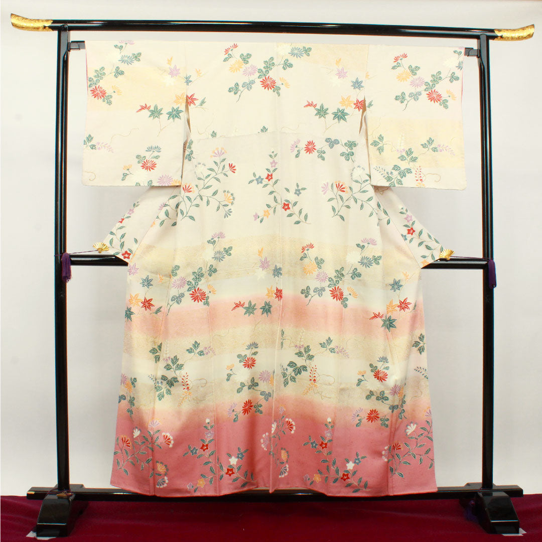 Homongi, pure silk, lined, length 155cm, sleeve length 65cm, milky white, pongee fabric, Kyoto yuzen, floral pattern, S rank, cream color, 1112003082315