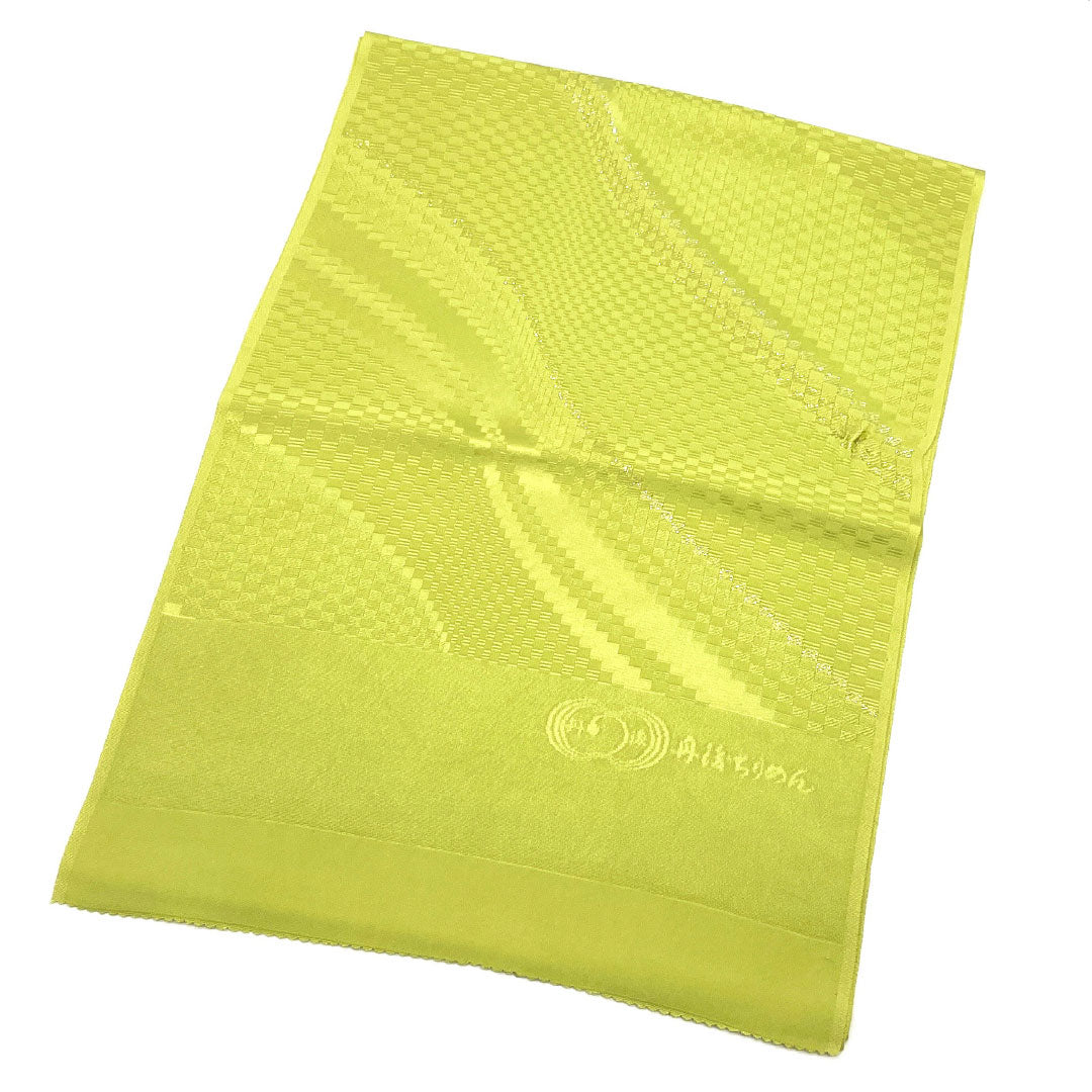 (新古品)帯揚げ 正絹 Aランク セミフォーマル 若苗色(わかなえいろ) 変わり格子 丹後ちりめん 長さ約176cm 幅約31.5cm 緑系 1136001053919