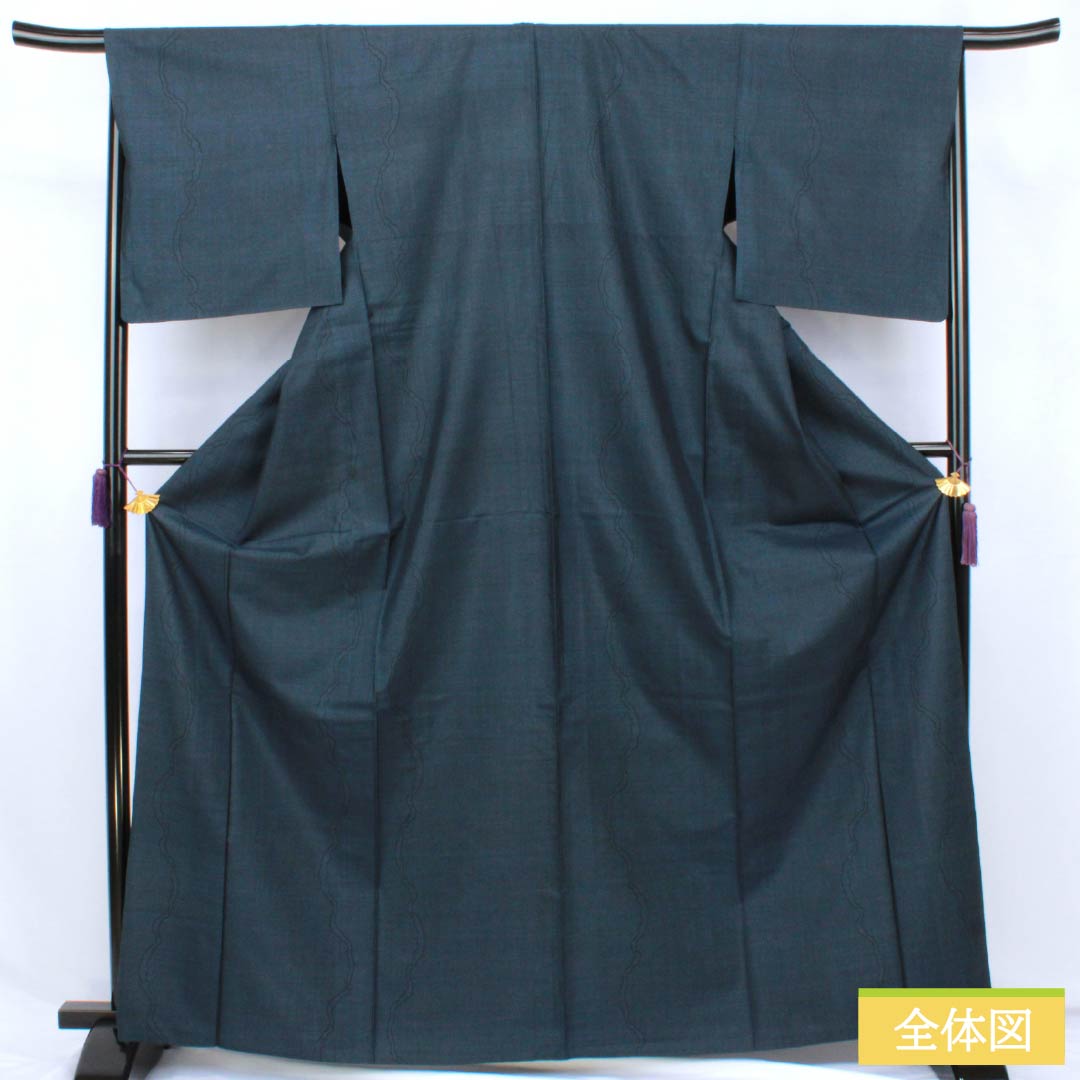 リサイクル着物】紬 正絹 Sランク 身丈168cm 裄丈67cm 燻色（ふすべ
