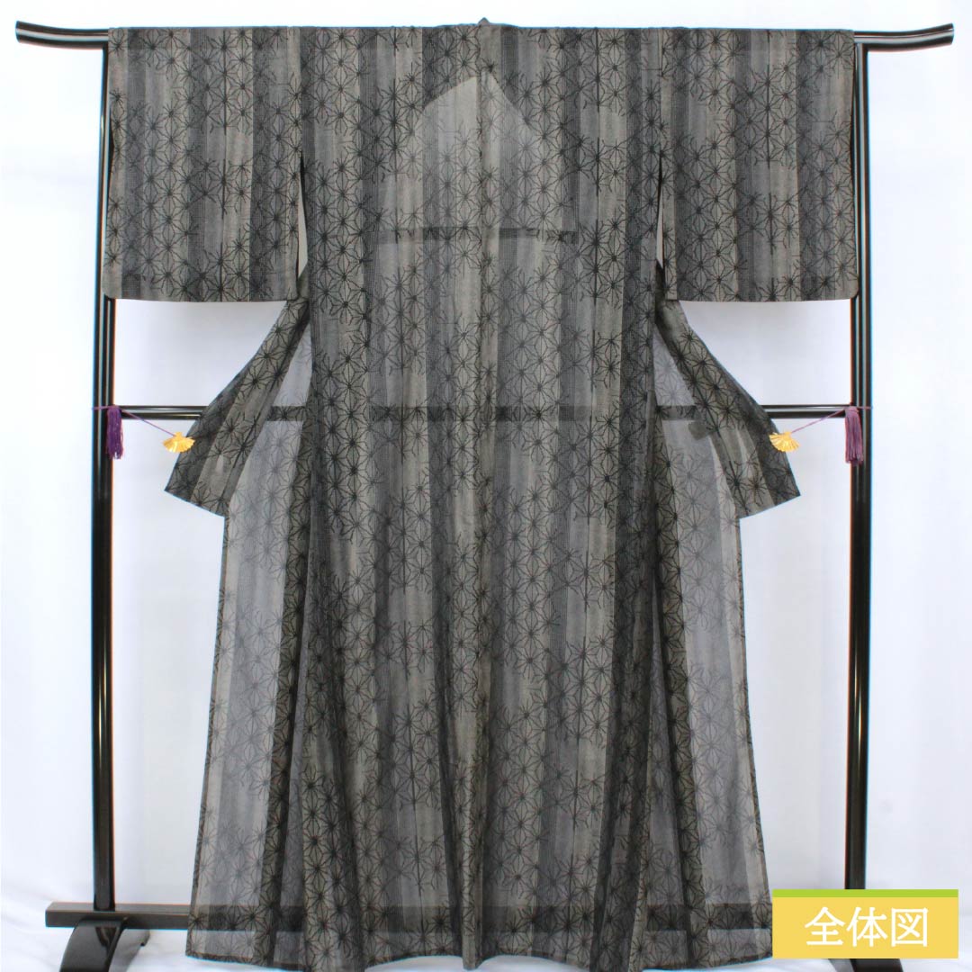 夏物 ポリ80%・絹20% 小紋 Sランク 身丈164cm 裄丈66cm 麻の葉 モノトーン 紗 黒系 1132003252410