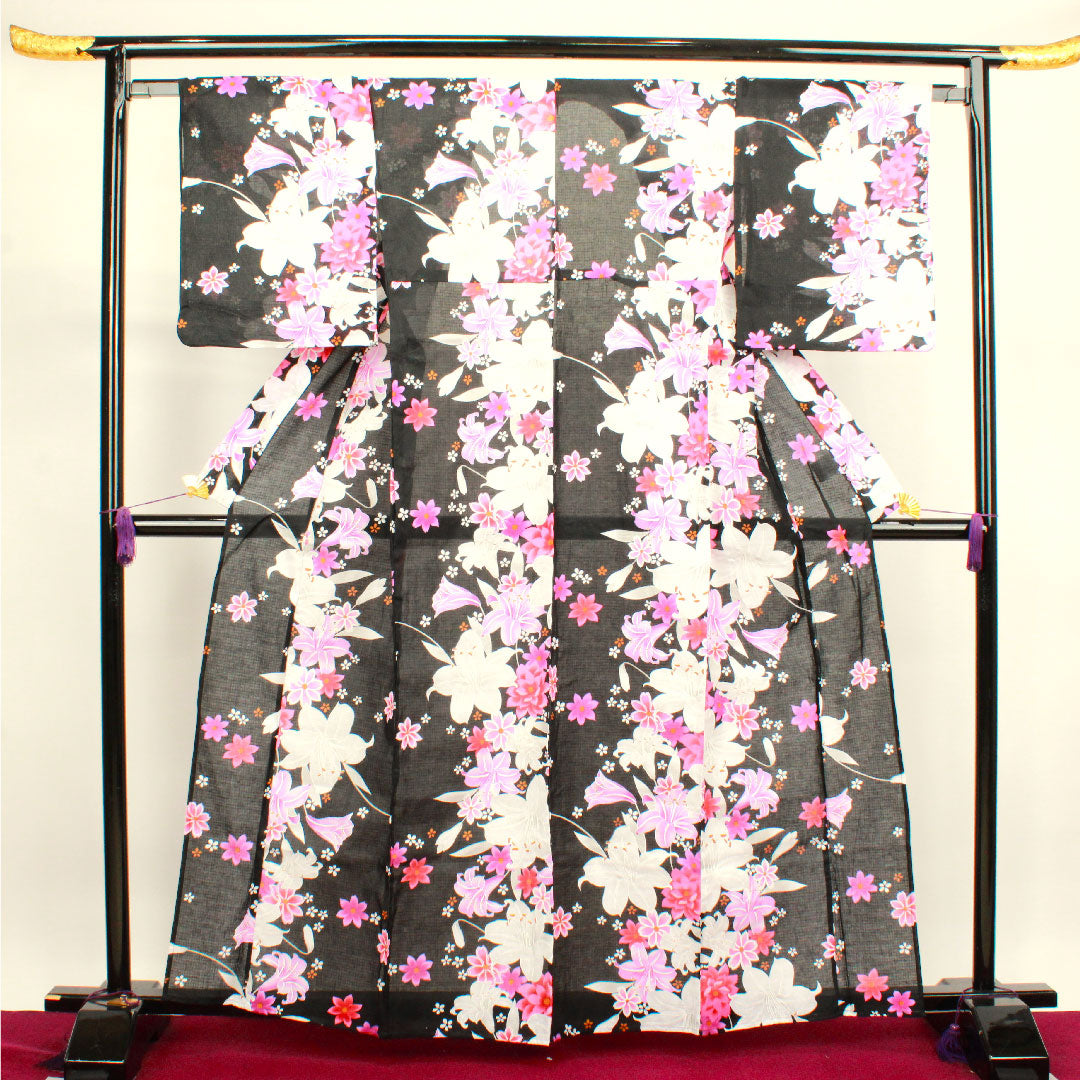 浴衣 百合 木綿 Sランク 単衣 身丈163cm 裄丈65cm 黒系 1118001562410