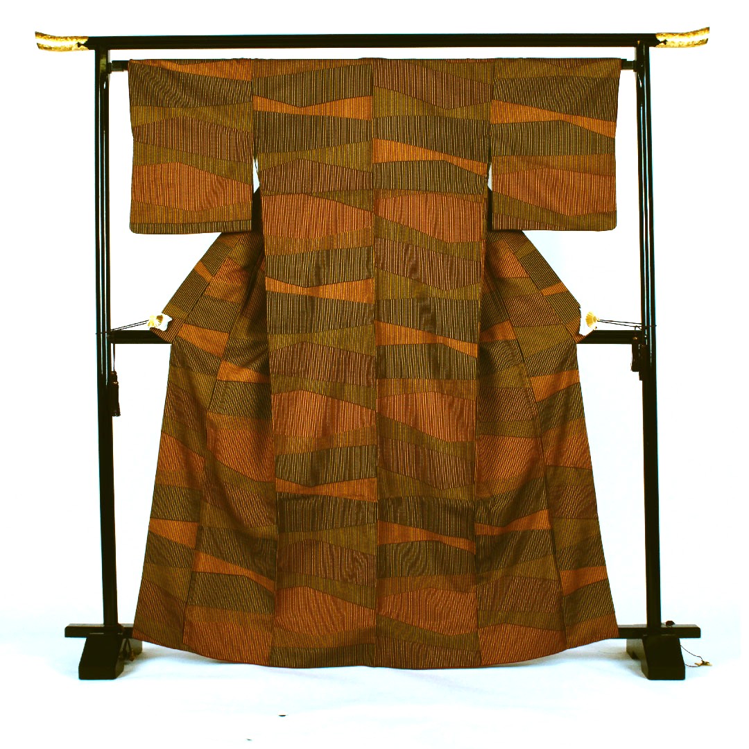 小紋 身丈168.5cm 裄丈67cm 袷 縞模様 洗える着物 ポリ Sランク 茶系 1115000972414