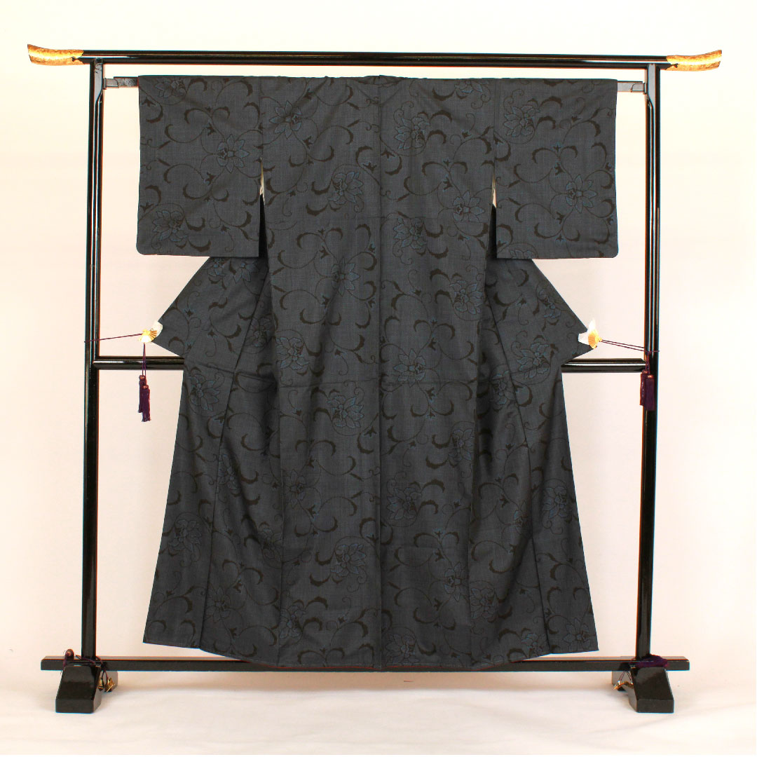 大島紬 身丈159cm 裄丈63cm 一元絣 唐草模様 正絹 Sランク 袷 紺系 1116000762318