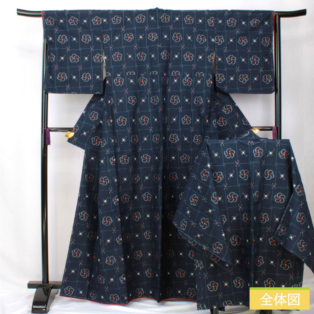 紬 正絹 身丈163.5cm 裄丈66cm 紺色(こんいろ) アンサンブル 格子 ねじり梅 Sランク 袷 紺系 1116003902418