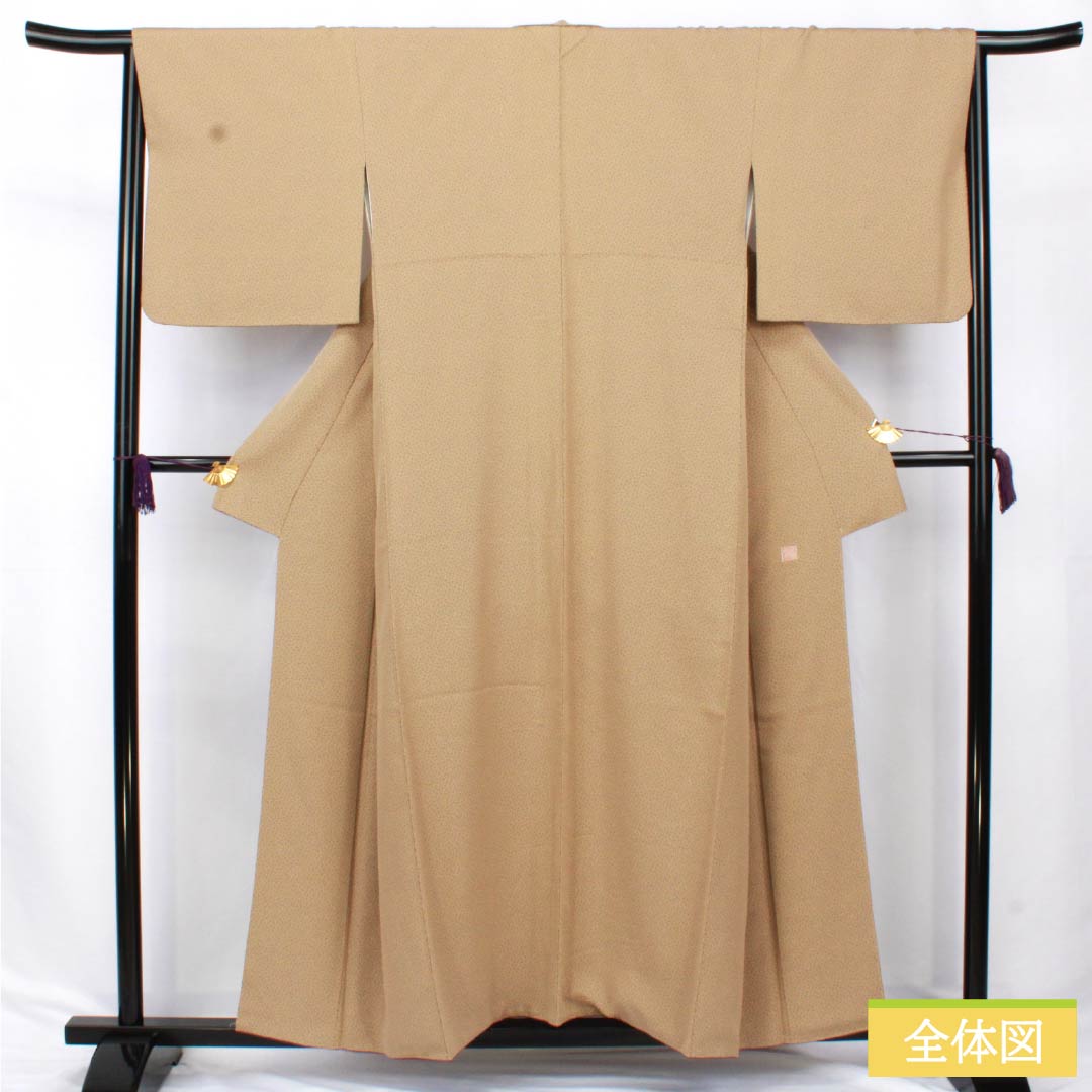 小紋 正絹 Aランク 身丈155.5cm 裄丈66cm 袷 胡桃色(くるみいろ) 小梅 型染 ベージュ系 1115006723325