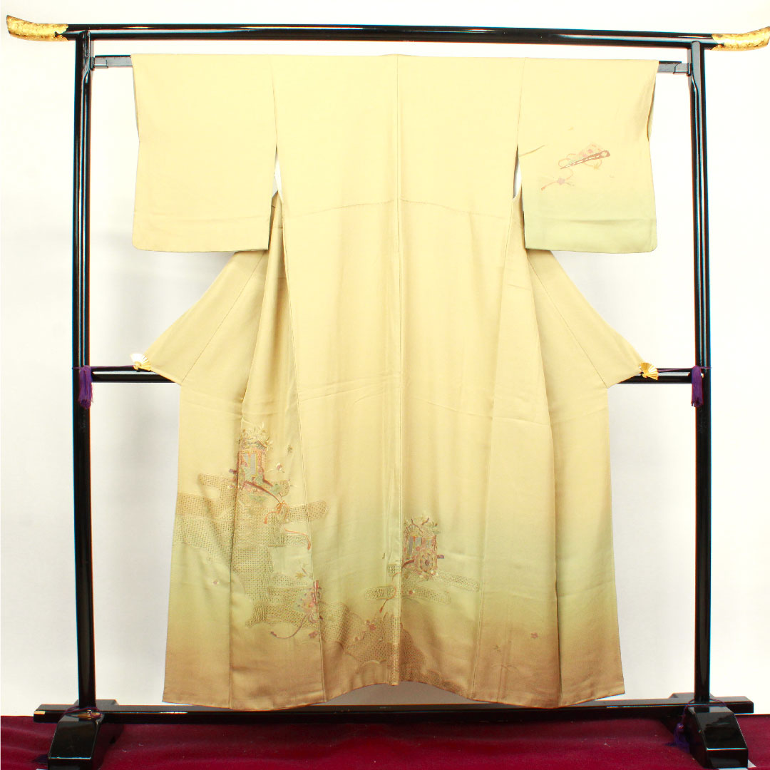 訪問着 袷 身丈152cm 裄丈63cm 枯野色 汕頭刺繡 蘇州刺繡 御所車 正絹 Sランク ベージュ系 1112002752225