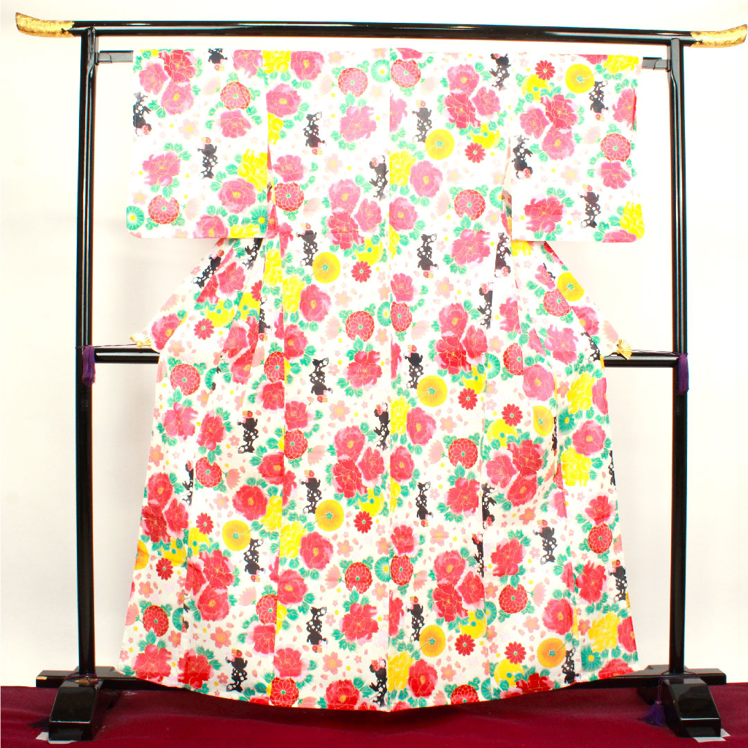 浴衣 ディズニー ミニーマウス 牡丹 桜 菊 木綿 Sランク 単衣 身丈162cm 裄丈65.5cm 白系 1118003902411