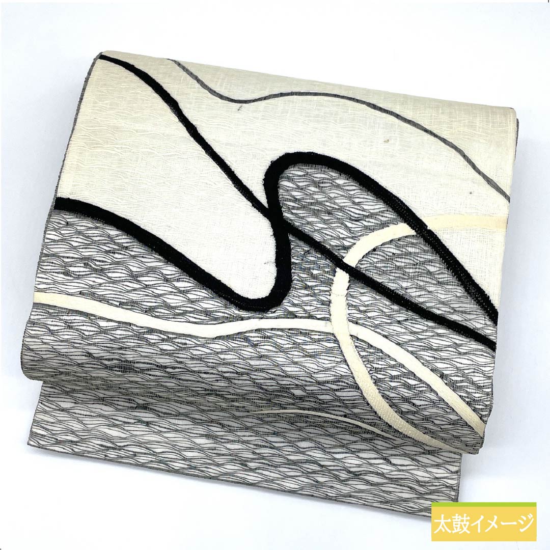 袋帯 正絹 生成り色(きなりいろ) 櫛織 抽象模様 帯丈444cm Aランク ポイント柄 カジュアル モノトーン 1123012343327