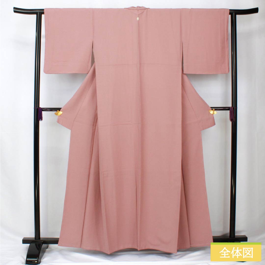 Solid-colored polyester kimono, length 160cm, sleeve length 62.5cm, crimson gray (beni-nezuiro), plain kimono with one crest, a circle with a flower and apricot leaf pattern, lined, S rank, pink, product number 1114002232413