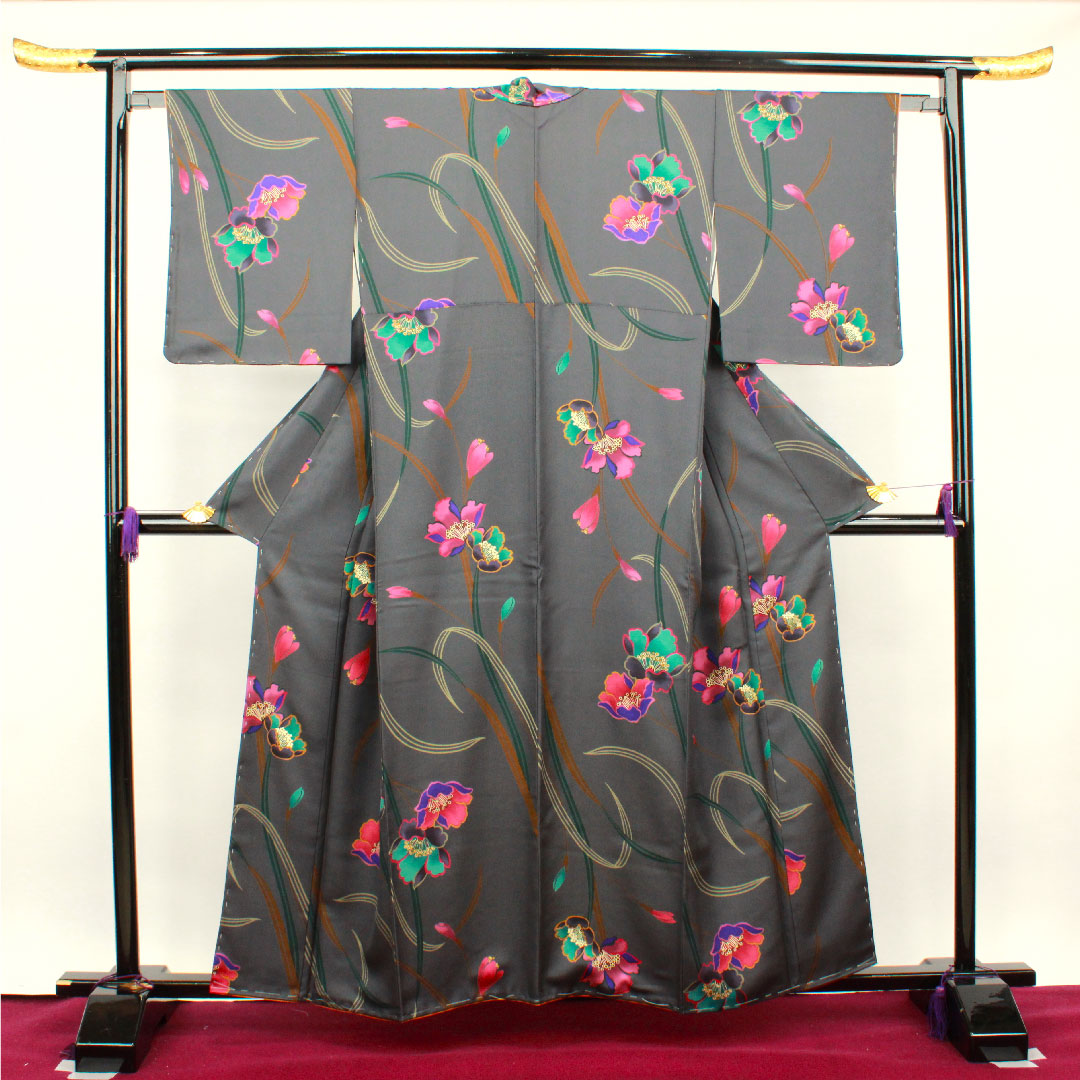 小紋 身丈158.5cm 裄丈64cm 袷 鋼色 しつけ糸付き 未使用品 手描き 京友禅 草花模様 正絹 Sランク グレー系 1115002902322