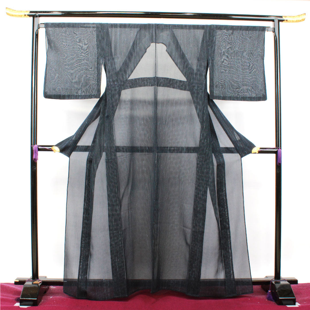 夏物 ポリエステル 紬 身丈163.5cm 裄丈67.5cm 縞 洗える着物 紗 Sランク 黒系 1132001512410