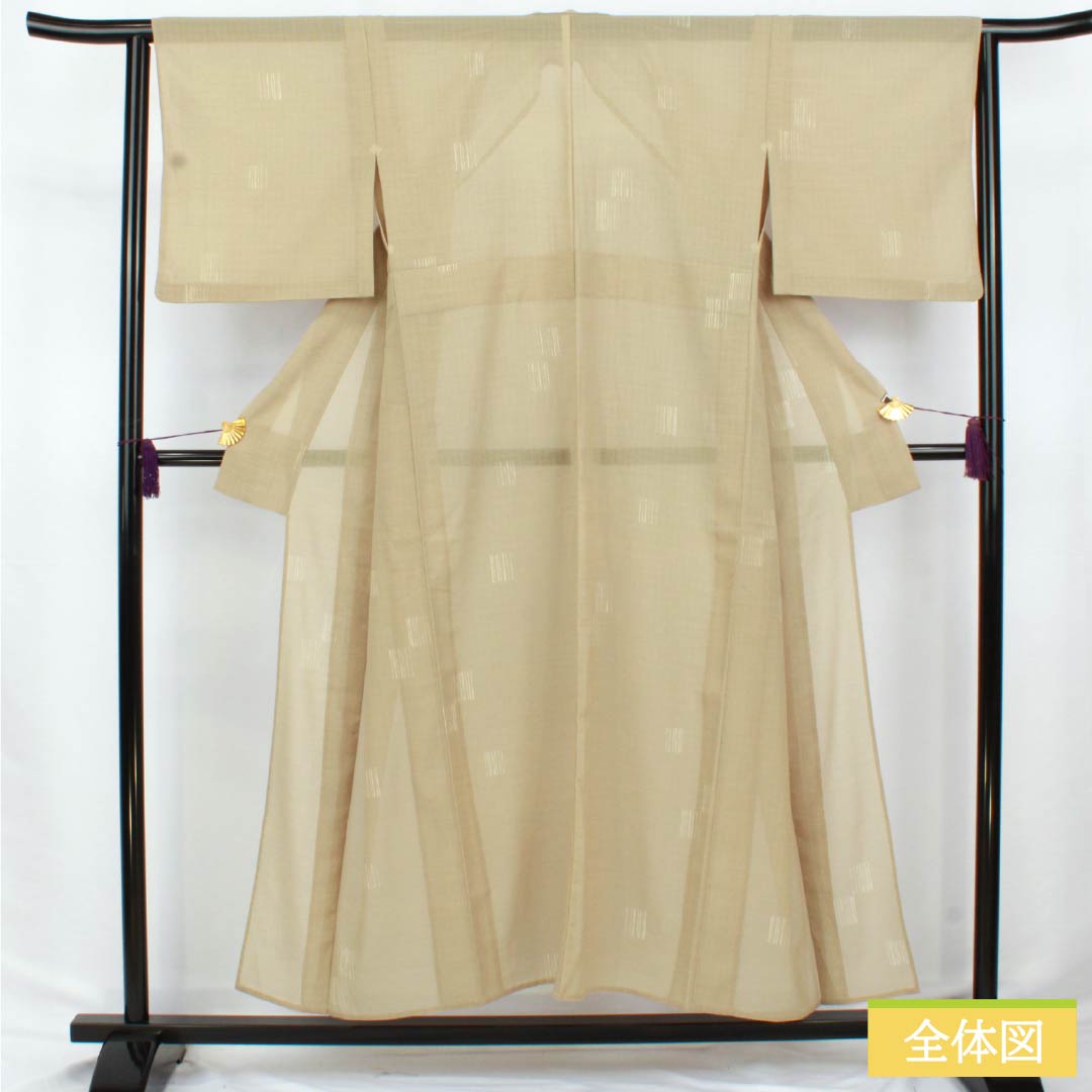 夏物 ポリエステル 小紋 身丈152.5cm 裄丈64cm 亜麻色(あまいろ) 幾何学模様 洗える着物 紗 Sランク ベージュ系 1132002672225