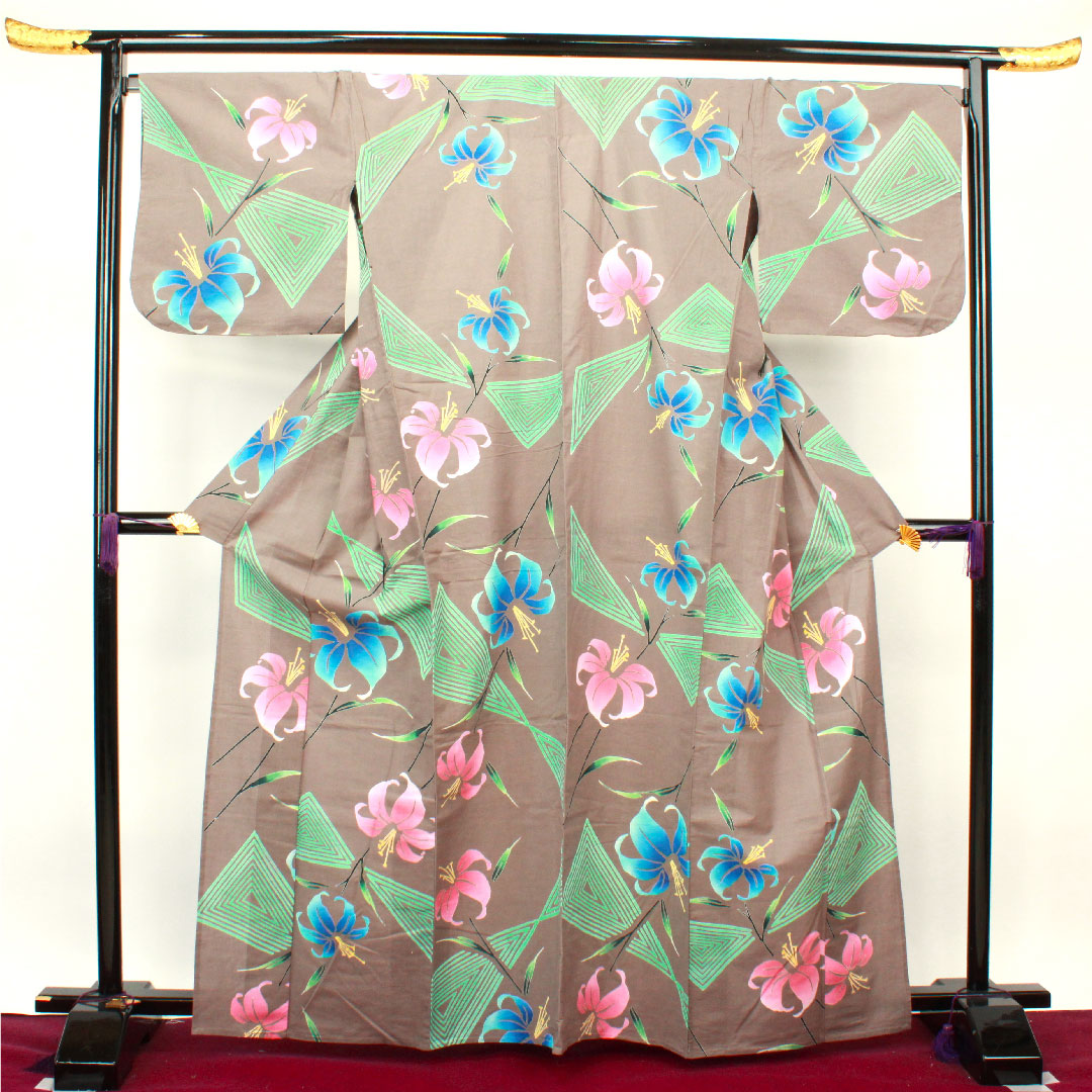 浴衣 消炭色 カサブランカ 幾何学模様 木綿 Sランク 単衣 身丈165.5cm 裄丈71.5cm 茶系 1118002982514