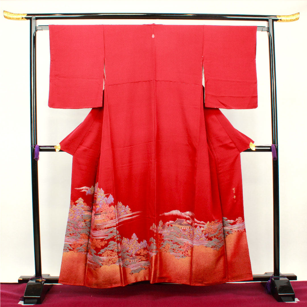 色留袖 身丈157cm 裄丈64.5cm 袷 しつけ糸付き 深緋色 寿光織 丸に剣片喰 正絹 Sランク 一つ紋 赤系 1111000782312