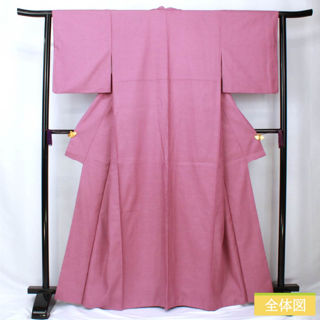 色無地 ポリエステル 身丈163.5cm 裄丈62.5cm 槿花色(むくげいろ) 綸子 菊 洗える着物 袷 Sランク 紫系 1114002212420