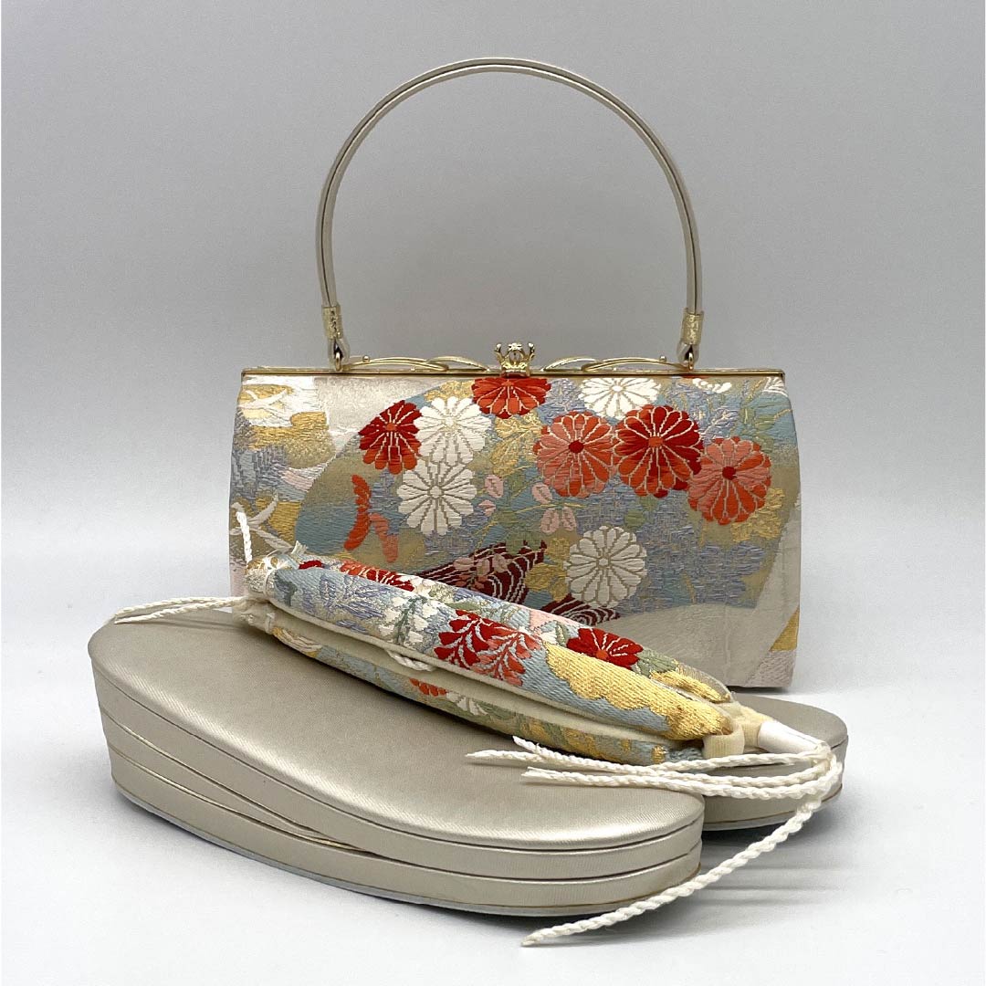 リサイクル着物】（新古品）草履バッグセット フォーマル Aランク 吉祥