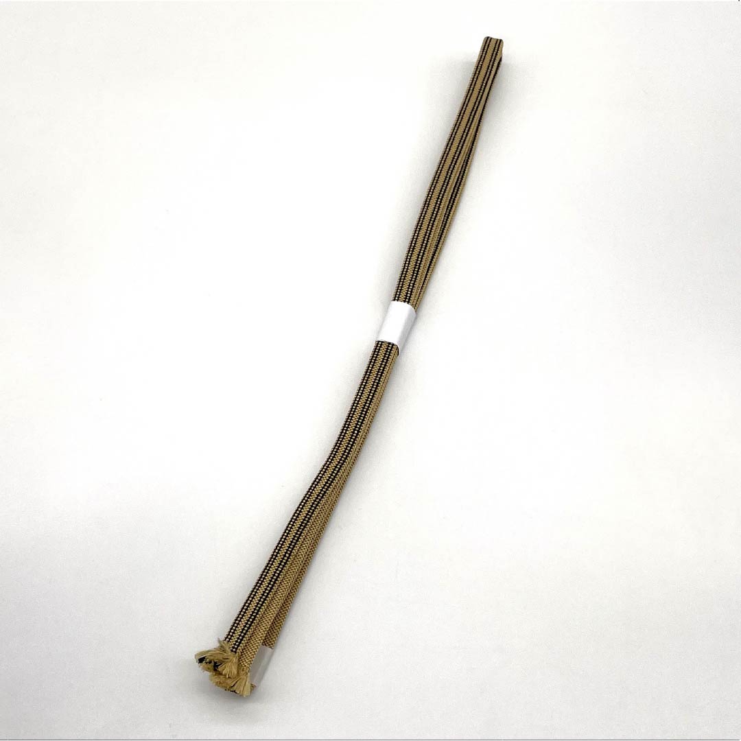 (新品)帯締め 正絹 NEWランク 三分紐 麦藁色(むぎわらいろ) 帯留め用 縞 長さ約128cm 幅約0.9cm カジュアル ベージュ系 1135005841325