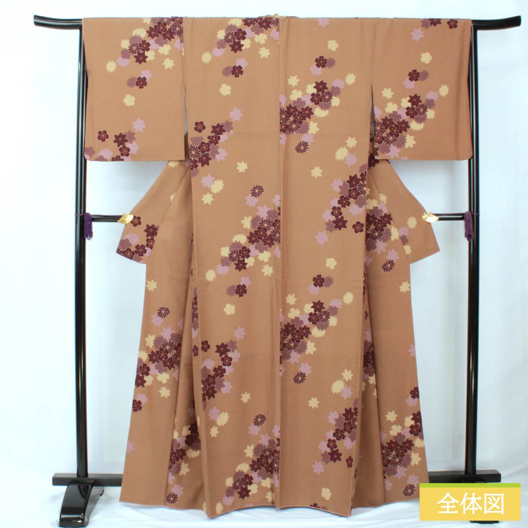小紋 ポリエステル 身丈164.5cm 裄丈66.5cm 袷 猟虎茶色(らっこちゃいろ) 吹き寄せ 洗える着物 Sランク 茶系 1115005802414