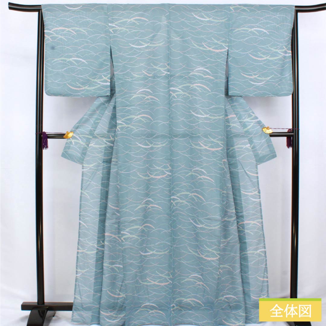 夏物 ポリエステル 小紋 身丈166cm 裄丈66cm 朧花色(おぼろはないろ) 露芝 洗える着物 絽 Sランク 水色系 1132002492524