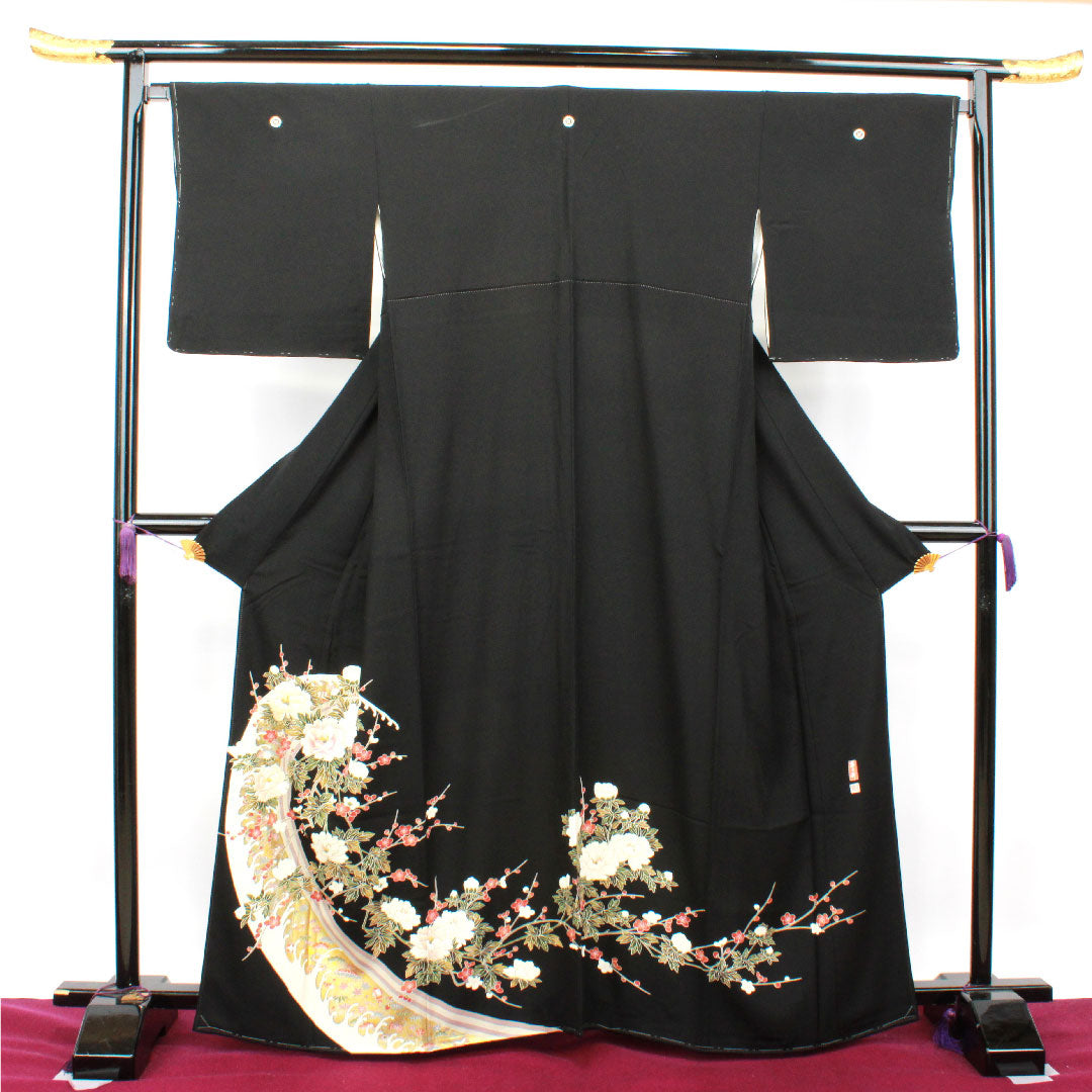 リサイクル着物】黒留袖 身丈163cm 裄丈67cm～ 袷 京友禅 刺繡 五瓜に